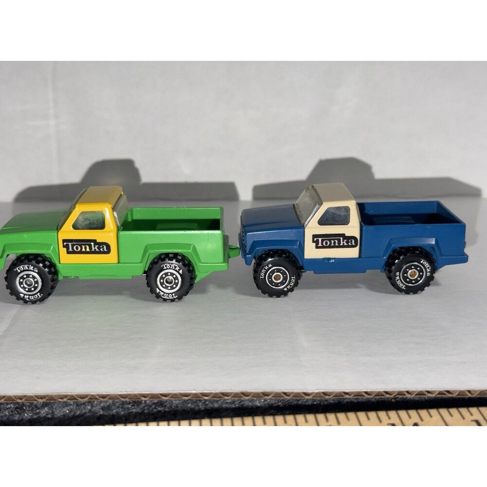 Pair Vintage Tonka 4" Pressed Steel Plastic Pick Up Truck 1978 Green Blue Yellow